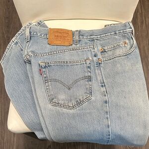 Levi's Men’s 550 Light Blue Denim Jeans